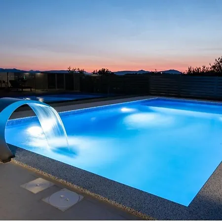 别墅 Luxury Grey House Stolac