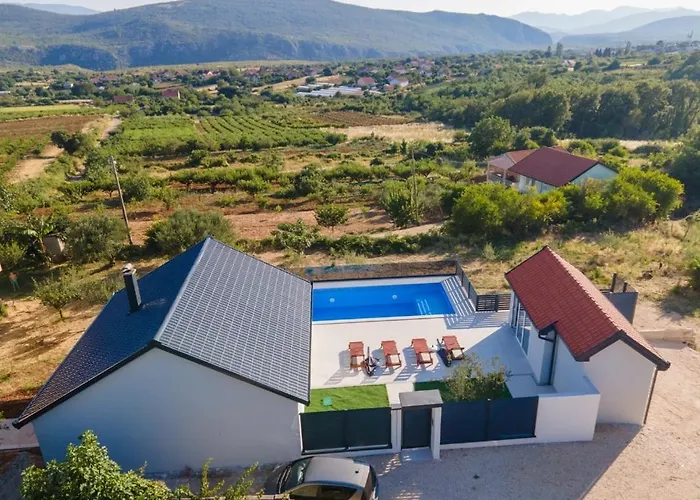 Luxury Grey House 빌라 Stolac