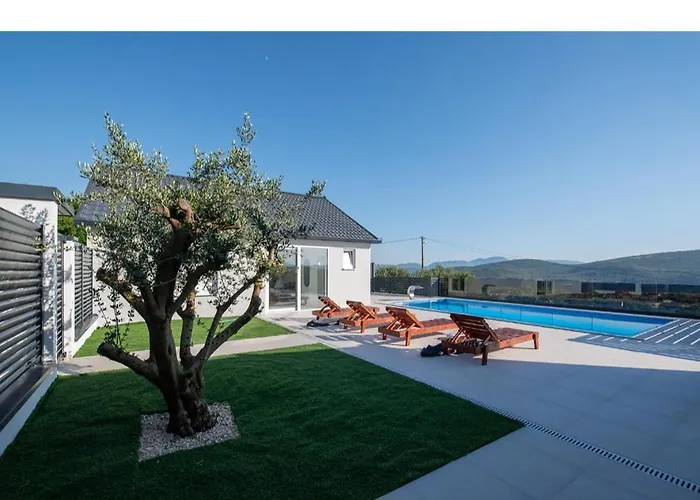 Luxury Grey House Stolac